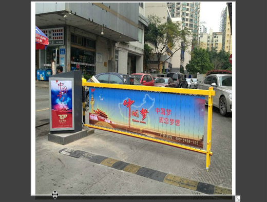 智能廣告道閘