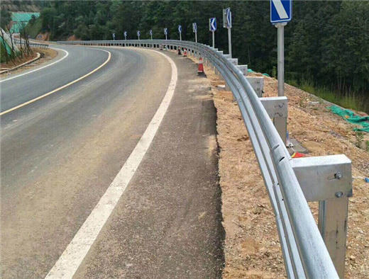 高速波形護欄板